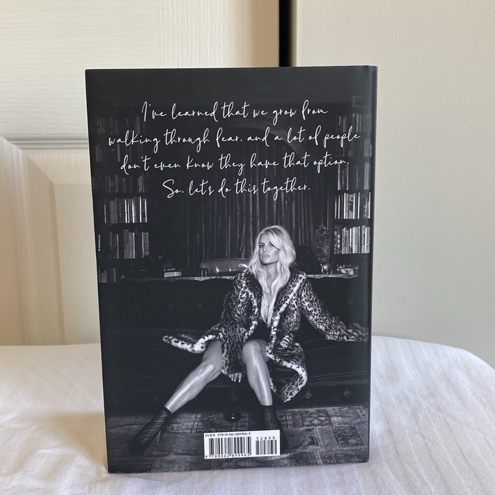 Jessica Simpson: Open Book - Picture 2 of 6